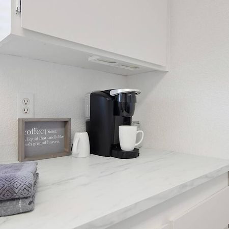 Couples Studio 1 W Full Kitchen Apartment Oakhurst Exterior foto