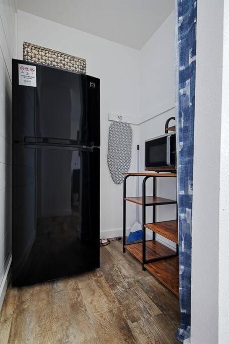 Couples Studio 1 W Full Kitchen Apartment Oakhurst Exterior foto