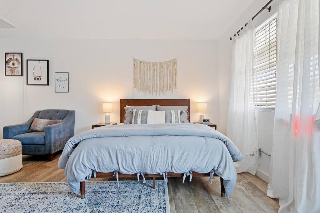 Couples Studio 1 W Full Kitchen Apartment Oakhurst Exterior foto