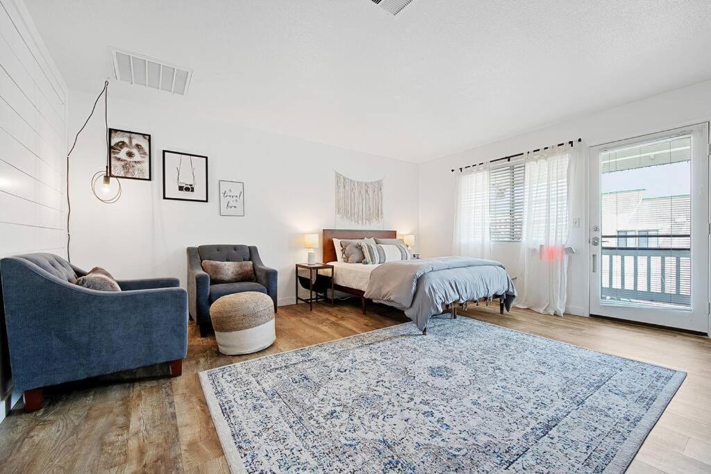 Couples Studio 1 W Full Kitchen Apartment Oakhurst Exterior foto